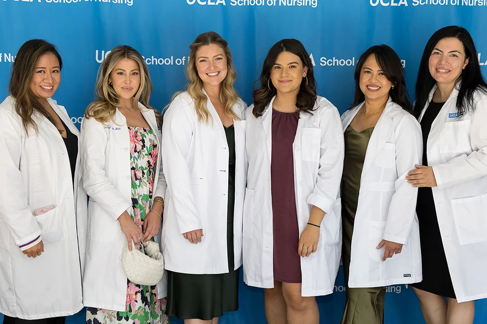 6 APRN students posing for a photo 